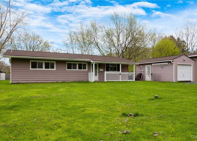 Property at 4 Apricot Ln, Clay, NY 13090, 3 beds, 1 bath