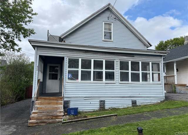 Property at 805 E E Division St St, Syracuse, NY 13208, 4 beds, 1 bath