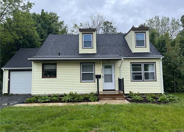 Property at 927 Jamesville Ave, Syracuse, NY 13210, 3 beds, 1.5 baths