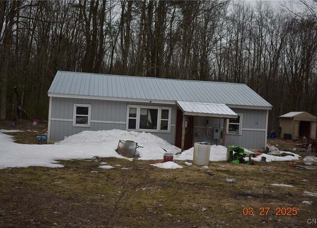 Property at 15-28 O Neil Dr, Hastings, NY 13076, 3 beds, 1 bath