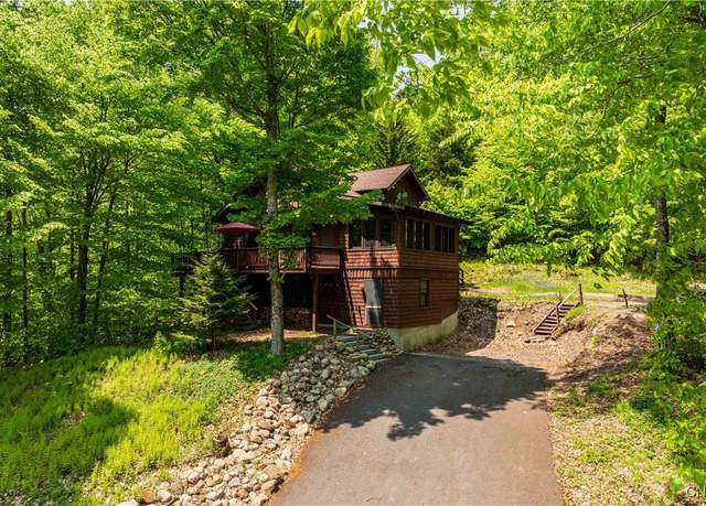Property at 129 Cliff Rd, Webb, NY 13420, 5 beds, 2.5 baths