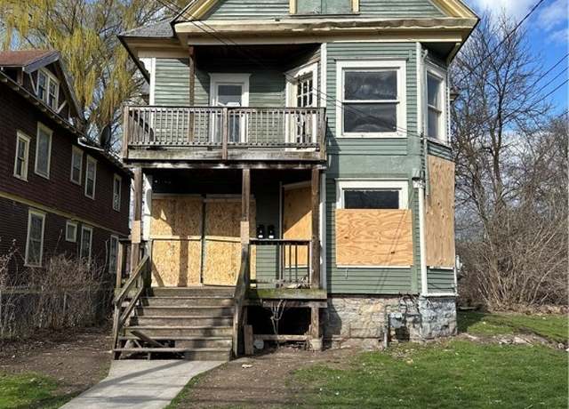 Property at 222 Rich St, Syracuse, NY 13204, 6 beds, 2 baths