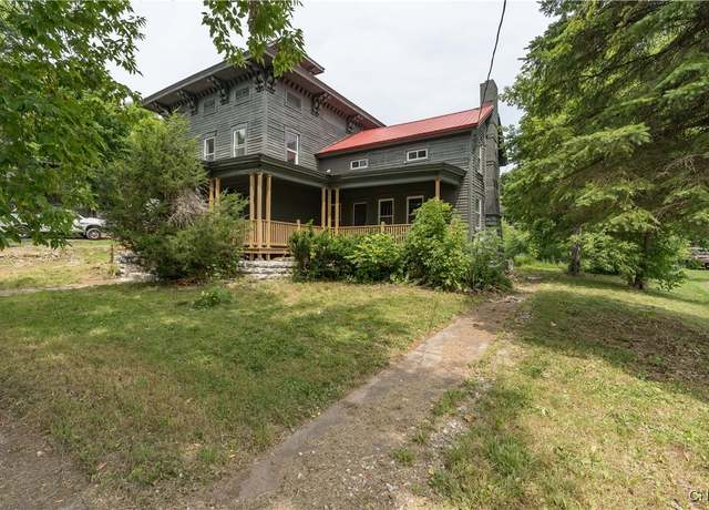 Property at 31 Main St, Antwerp, NY 13608, 4 beds, 3 baths