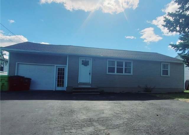 Property at 109 Deborah Dr, Salina, NY 13088, 3 beds, 1 bath