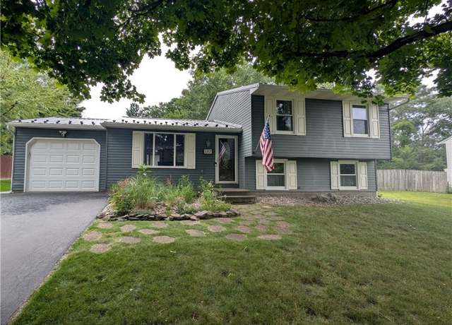 Property at 3712 Pendulum Path, Clay, NY 13027, 3 beds, 1.5 baths