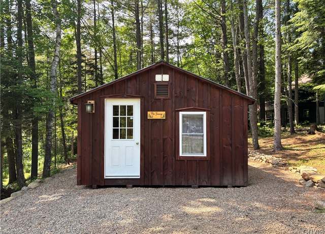 Property at 111 Oak Mountain Dr, Pleasant Lake, NY 12164, 1 bed, 1 bath