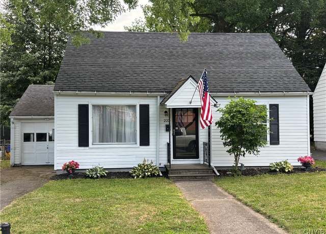 Property at 222 Darlington Rd, Syracuse, NY 13208, 3 beds, 1 bath