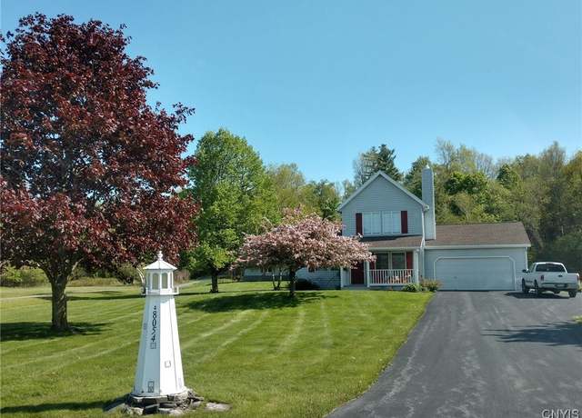 Property at 8054 Fargo Rd, Henderson, NY 13650, 3 beds, 2 baths