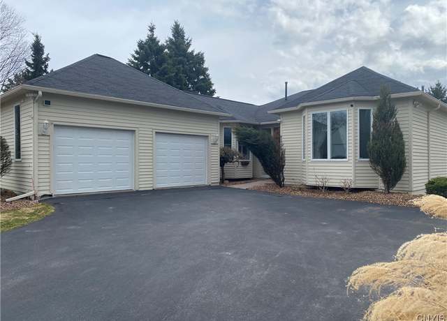 Property at 5177 Pointe East Dr, Dewitt, NY 13078, 4 beds, 3 baths