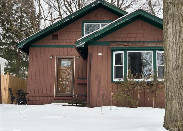 Property at 273 Reed Ave, Syracuse, NY 13207, 3 beds, 1 bath