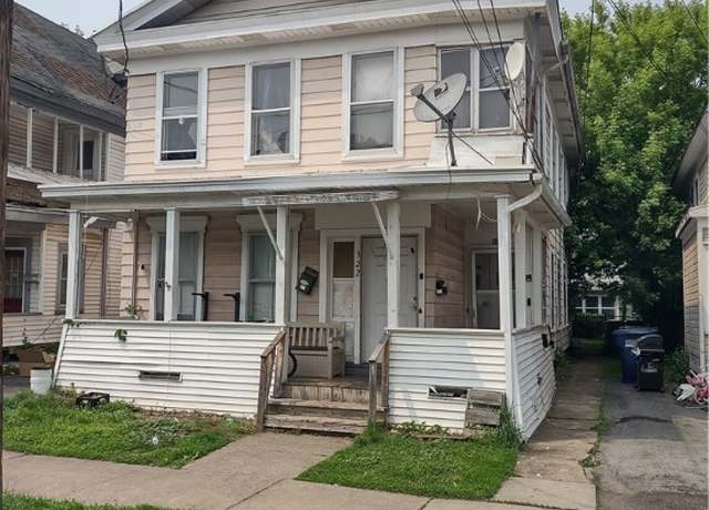 Property at 322 Apple St, Syracuse, NY 13204, 11 beds, 3 baths