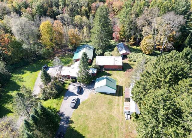 Property at 8493 Turin Rd, Rome, NY 13440, 6 beds, 2 baths