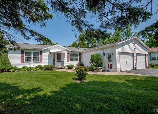 Property at 11 Buttonwood Cir, New Hartford, NY 13323, 3 beds, 2 baths