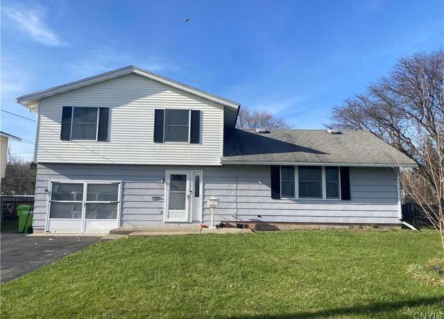Property at 4941 Driftwood Dr, Salina, NY 13088, 5 beds, 3.5 baths