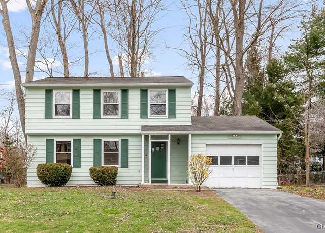 Property at 4257 Gemini Path, Clay, NY 13090, 4 beds, 1.5 baths
