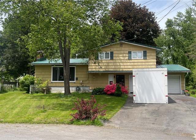 Property at 7650 Commodore Cir, Clay, NY 13090, 4 beds, 1.5 baths