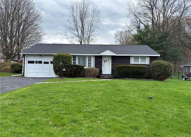Property at 113 Charles Dr, Camillus, NY 13031, 2 beds, 1.5 baths