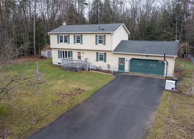 Property at 9 Matts Dr, Annsville, NY 13471, 4 beds, 2.5 baths