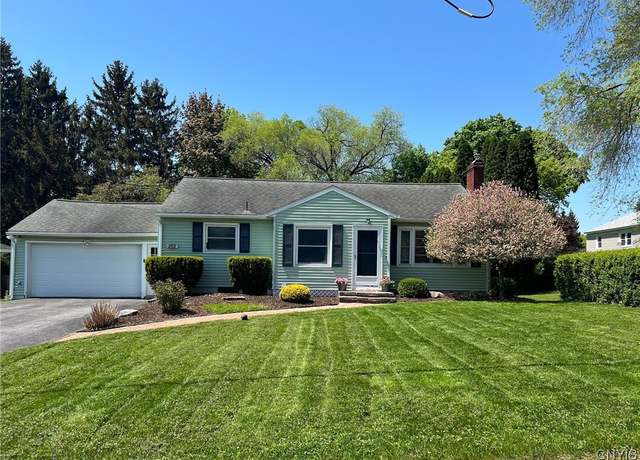 Property at 202 Marian Dr, Geddes, NY 13219, 3 beds, 2 baths