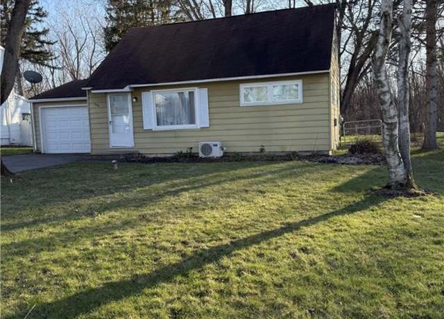 Property at 106 Savaria Dr, Geddes, NY 13209, 3 beds, 1.5 baths