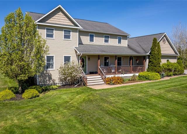 Property at 3291 East Rd, Cazenovia, NY 13035, 4 beds, 2.5 baths