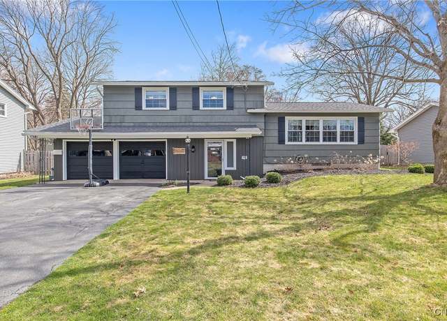 Property at 206 Kaymar Dr, Clay, NY 13212, 3 beds, 2.5 baths