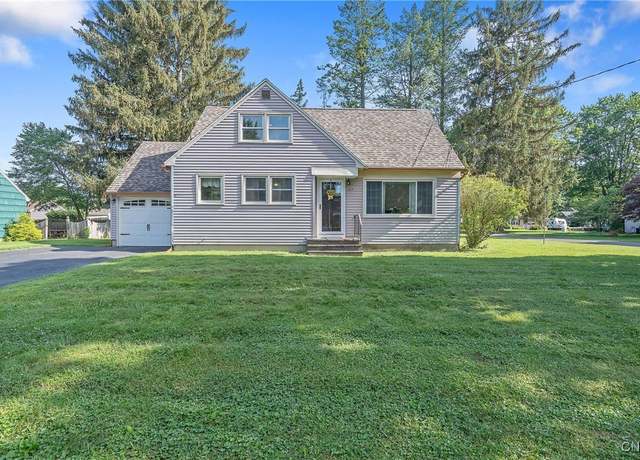 Property at 114 Elizabeth Dr, Cicero, NY 13212, 4 beds, 2 baths