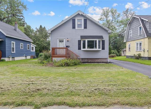 Property at 229 Brookfield Rd, Salina, NY 13211, 3 beds, 1 bath