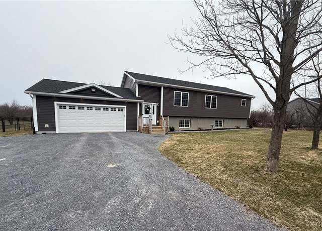 Property at 27605 County Route 32, Le Ray, NY 13637, 5 beds, 2.5 baths