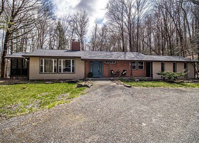 Property at 7442 Silverwood Dr, Manlius, NY 13104, 4 beds, 2.5 baths