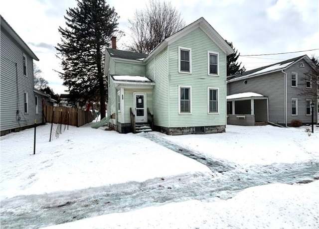 Property at 242 Seymour St, Auburn, NY 13021, 3 beds, 0.5 baths