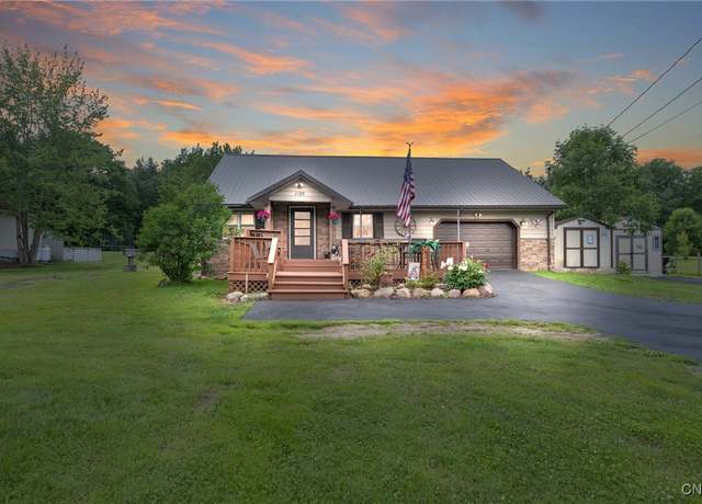 Property at 1135 County Route 12, Schroeppel, NY 13132, 5 beds, 2 baths