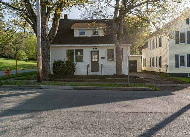 Property at 1136 Franklin St, Watertown City, NY 13601, 3 beds, 1.5 baths