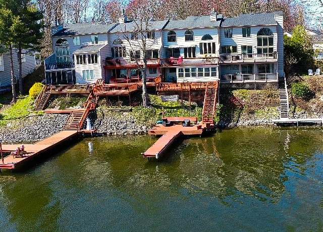 Property at 3611 Melvin Dr S, Lysander, NY 13027, 3 beds, 3.5 baths