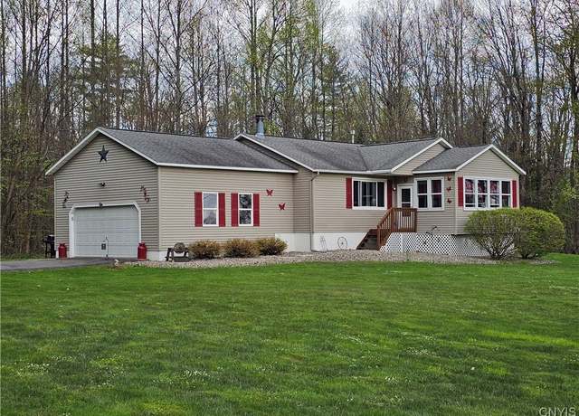 Property at 931 County Route 10, Schroeppel, NY 13132, 3 beds, 2 baths