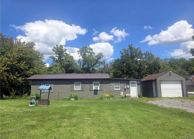 Property at 11841 Bentley Rd, Galen, NY 14433, 2 beds, 1 bath