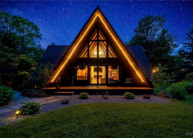 Property at 6139 Commane Rd, Lafayette, NY 13084, 4 beds, 2 baths