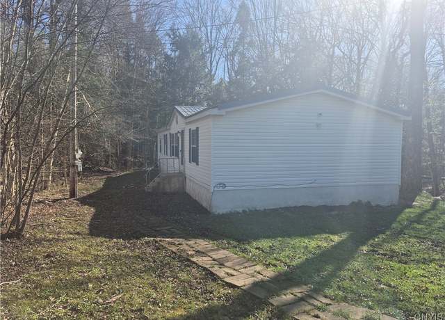 Property at 355 Pinnacle Rd, West Monroe, NY 13167, 3 beds, 2 baths