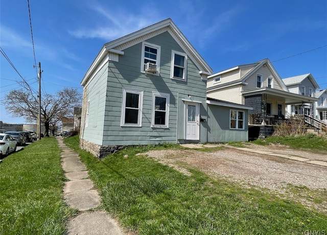 Property at 171 W Seneca St, Oswego-city, NY 13126, 4 beds, 2 baths
