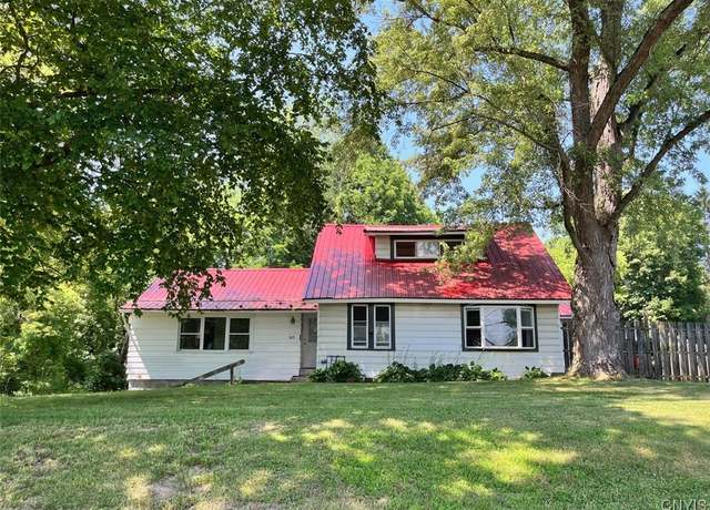 Property at 3683 Armstrong Rd, Camillus, NY 13209, 3 beds, 2 baths
