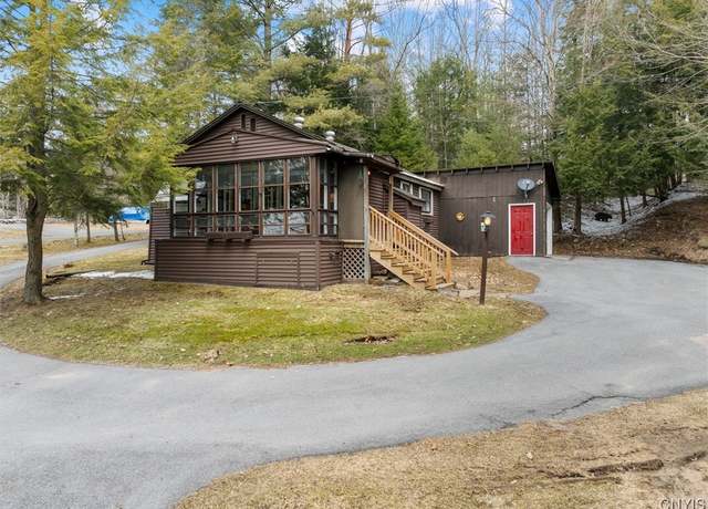 Property at 2 Shady Ln, Inlet, NY 13360, 3 beds, 1 bath