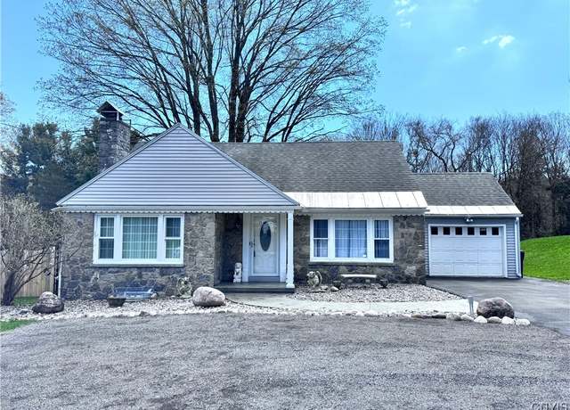 Property at 186 Valley View Rd, New Hartford, NY 13413, 3 beds, 2 baths