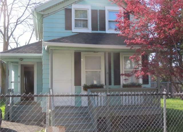 Property at 224 Washington Sq, Syracuse, NY 13208, 2 beds, 1 bath