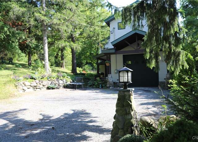 Property at 5434 Ortloff Rd, Lafayette, NY 13084, 2 beds, 2.5 baths
