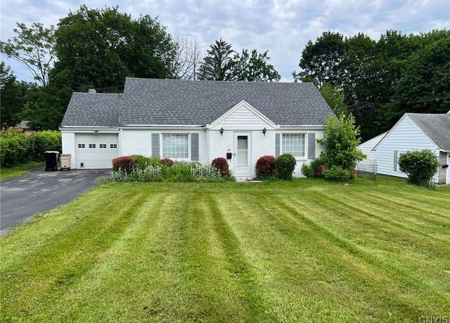 Property at 40 Beechwood Rd, New Hartford, NY 13413, 3 beds, 2 baths