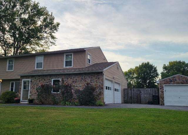 Property at 8177 Avoss Ln, Clay, NY 13041, 4 beds, 2.5 baths