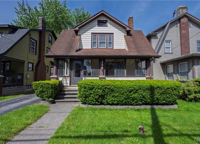 Property at 134 Clifton Pl, Syracuse, NY 13206, 3 beds, 2.5 baths