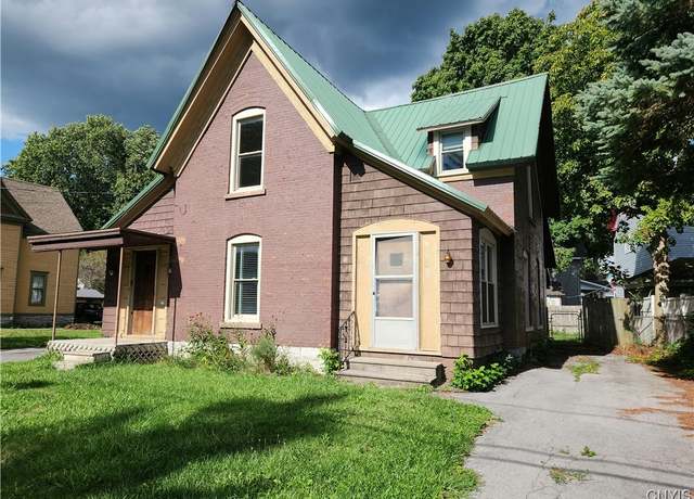 Property at 525 Franklin St, Watertown City, NY 13601, 4 beds, 2 baths