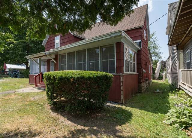 Property at 19 High St, Alexandria, NY 13607, 3 beds, 1 bath