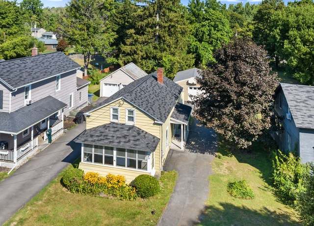 Property at 153 W Seneca St, Manlius, NY 13104, 3 beds, 1 bath
